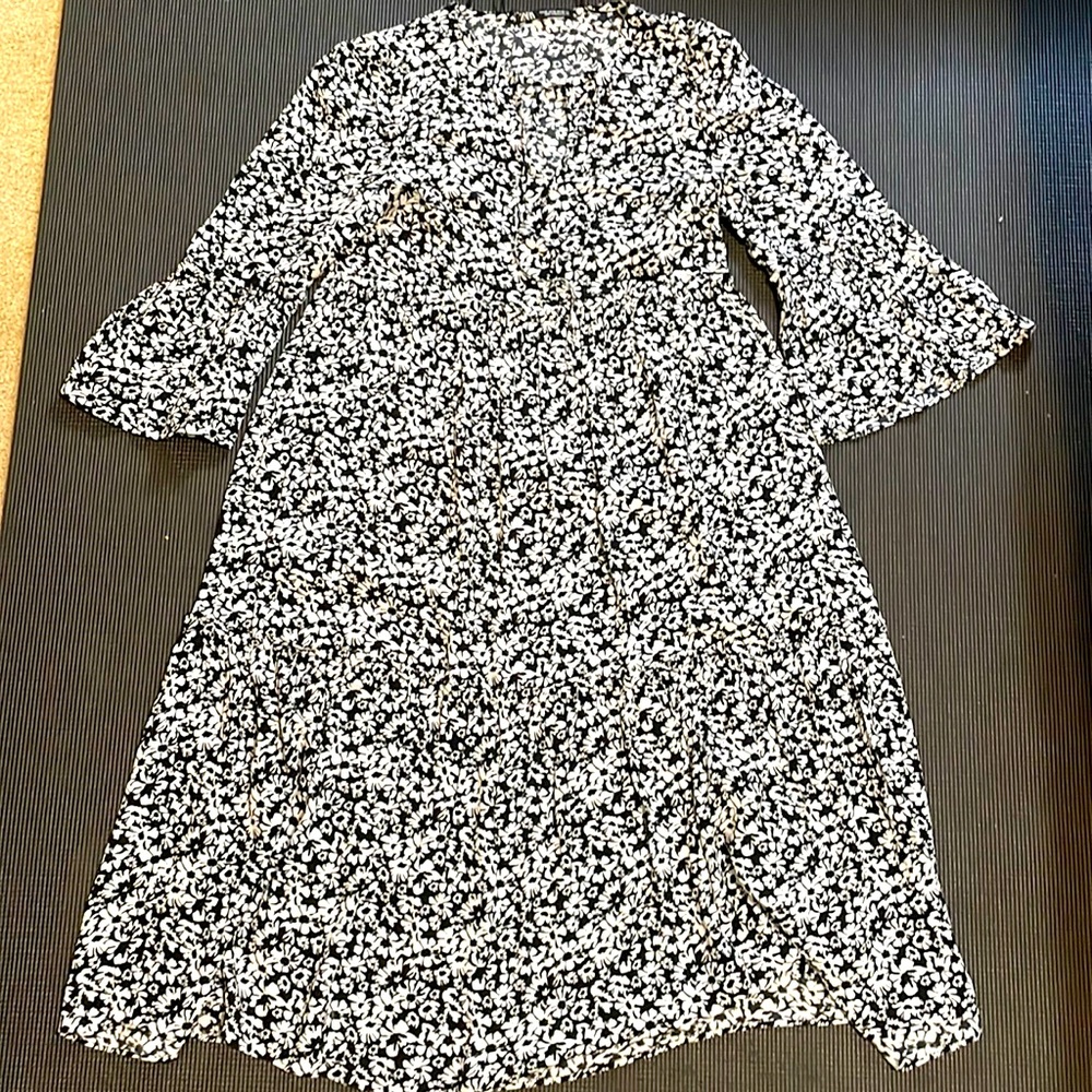Zara maxi dress with flare size xs